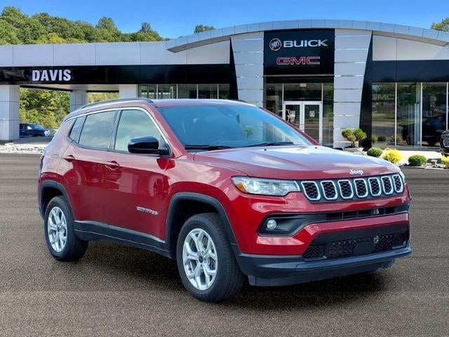 2025 Jeep Compass Latitude in Red Hot Pearlcoat — front three-quarter view